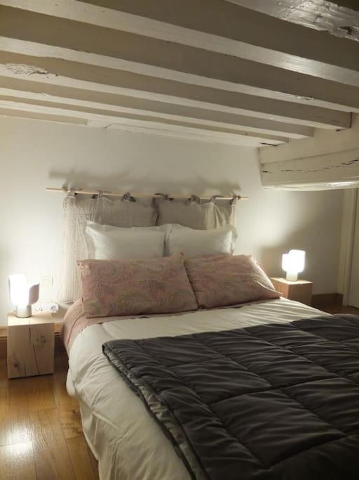 Appartement Charming Flat In Historical Centre